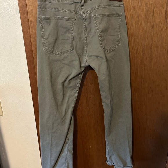 Men’s Dockers khakis - Picture 5 of 5